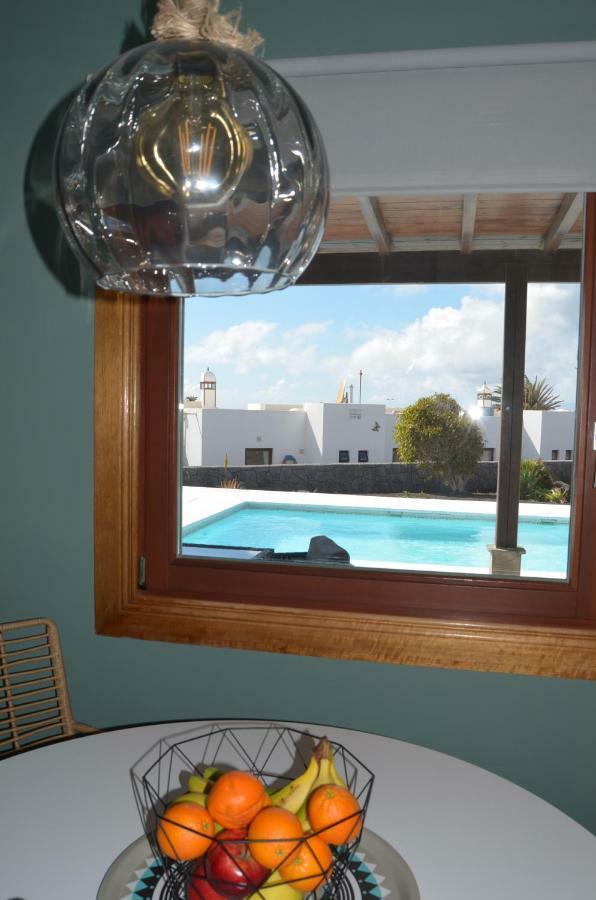 Villa Lola Playa Blanca  Exterior photo